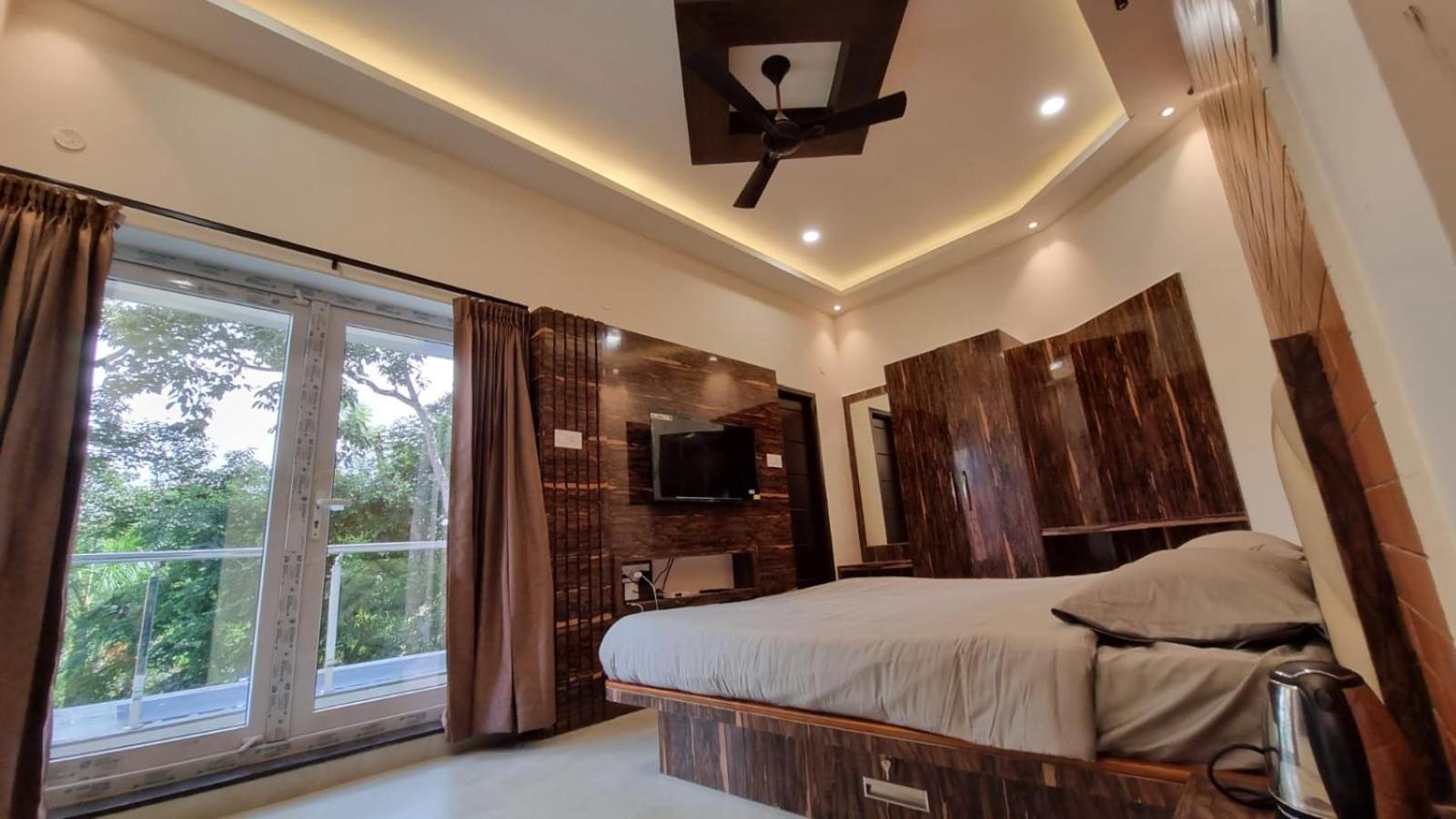 Melody Inn Luxury Home Stay Yercaud Rum bild